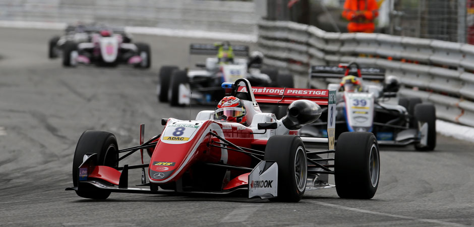 STRONG-START-FOR-ARMSTRONG-IN-2018-FORMULA-THREE-EURO_HERO_940x450