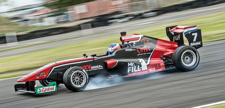 NZGP 940x450 BJP-0200