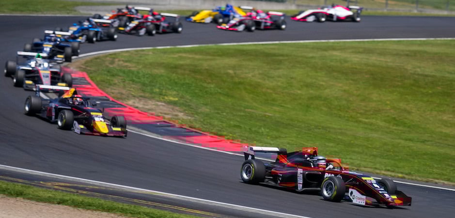 Ugo first win HD (940 x 450)