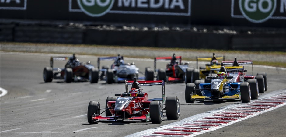 Picture 1 - The Castrol TRS