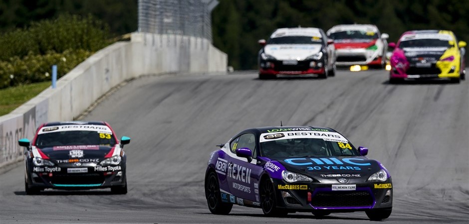 T86 Race 2 HL (940 x 450)