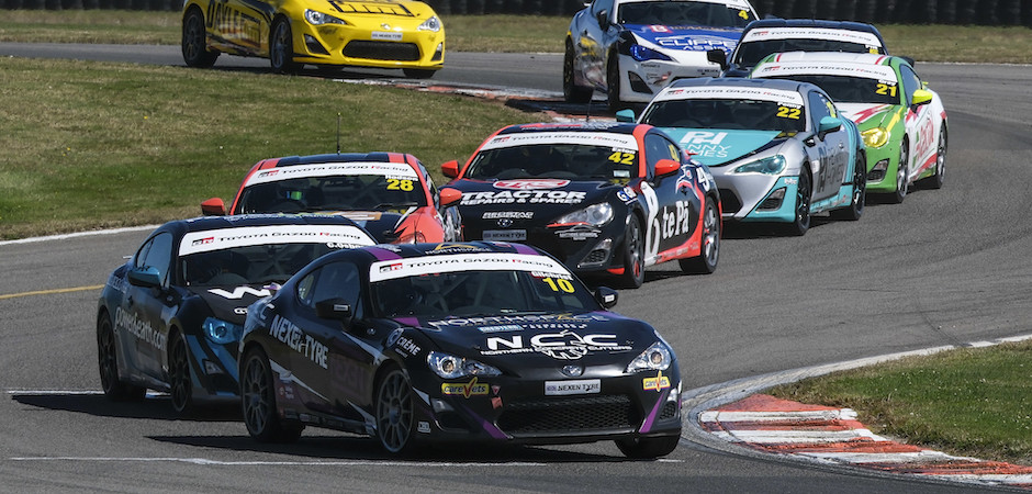 Picture_1–_No_stopping_Gilchrist_as_the_youngster_raced_away_to_another_win