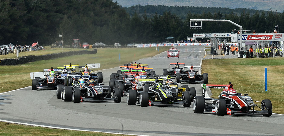 Piquet-wins-race-two,-round-two-of-Toyota-Racing-Series