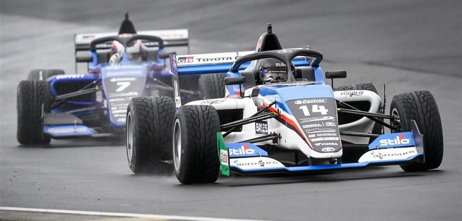 Billy road to indy (940 x 450)