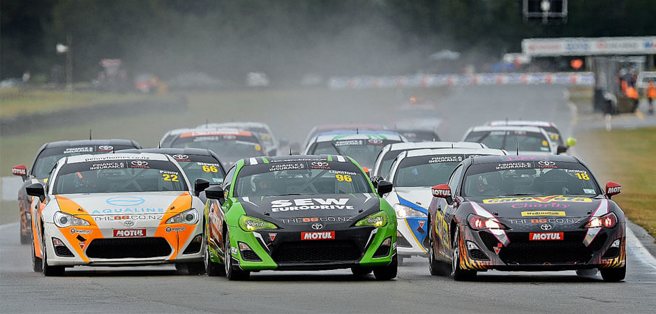 Six-car-commitment-boosts-New- Zealand's-top -single-make-race-championship_HERO_940x450