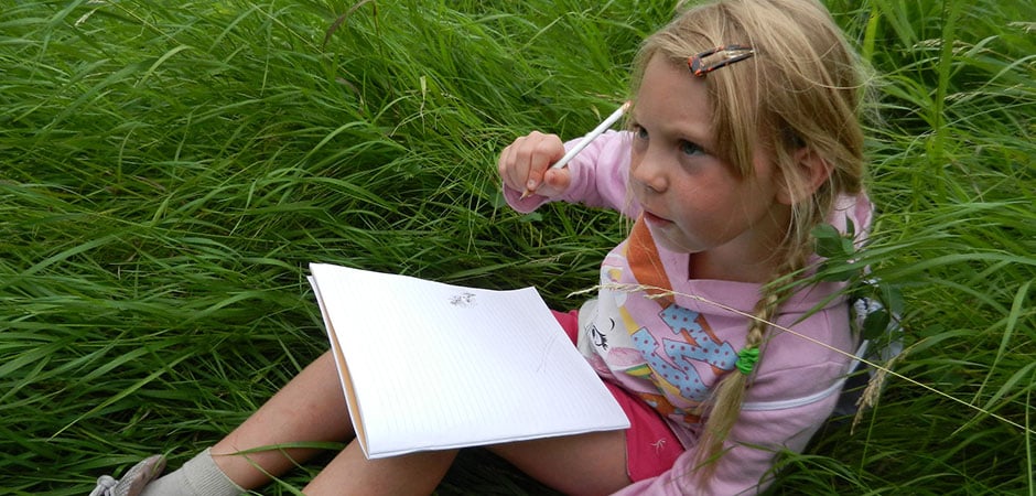 Kiwi-kids-take-action-at-home-for-nature_HERO_940x450_