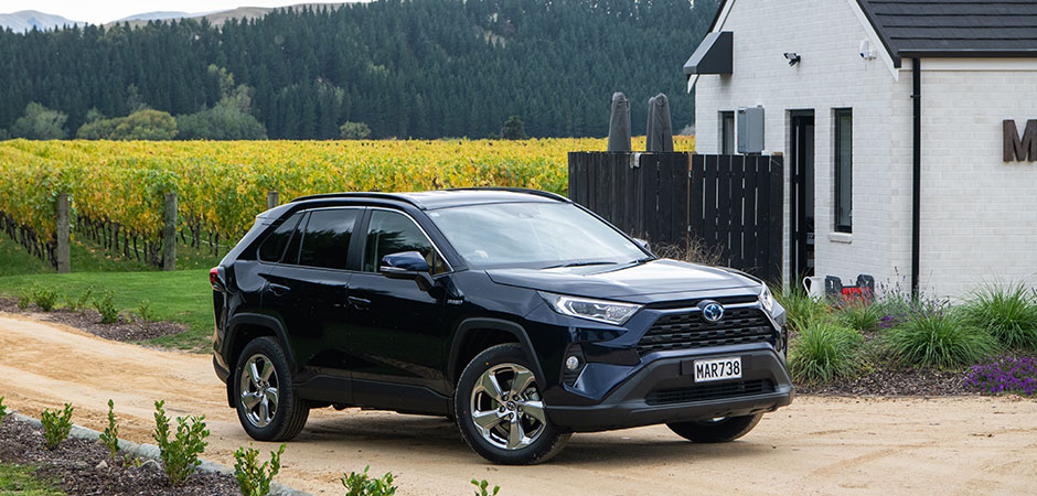 Growth-in-hybrid-sales_HERO_940x450