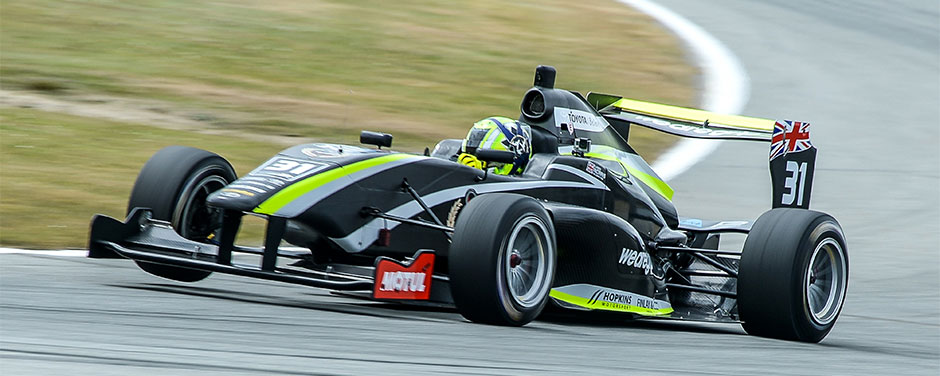 Lando-Norris-on-pole-for-race-#1-in-Toyota-Racing-Series-at-Teretonga-Park