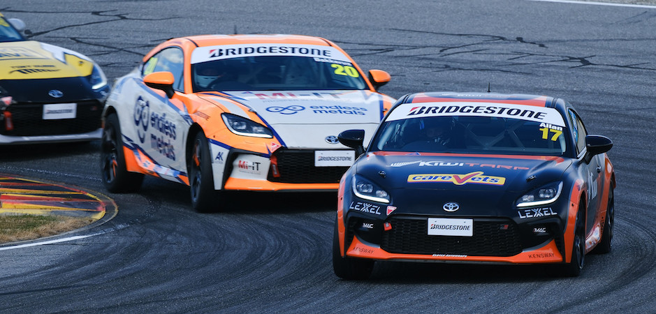 ROund five (940 x 450)