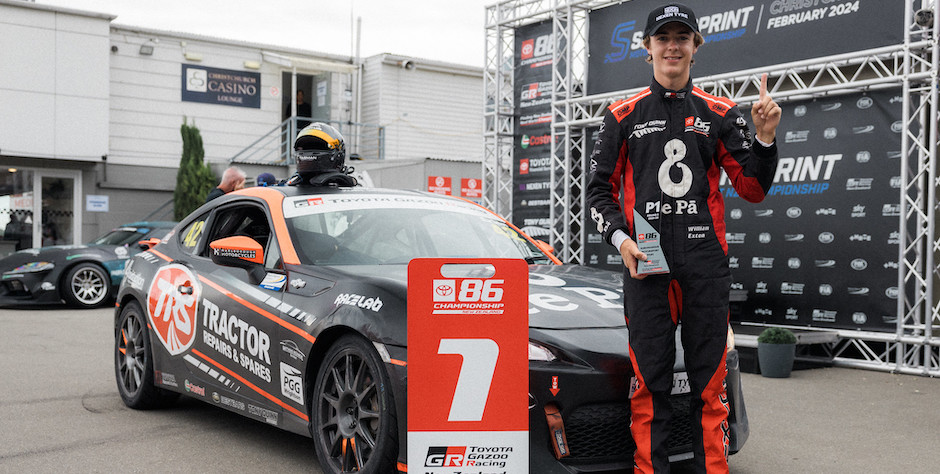 Will Ruapuna pole (940 x 450)