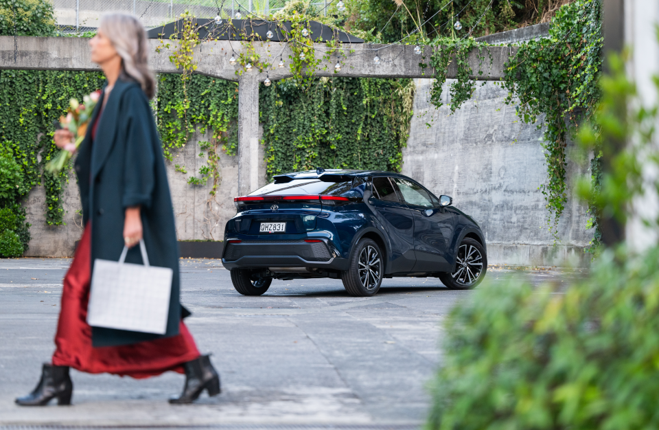 C-HR-Limited-Gallery8-960x626