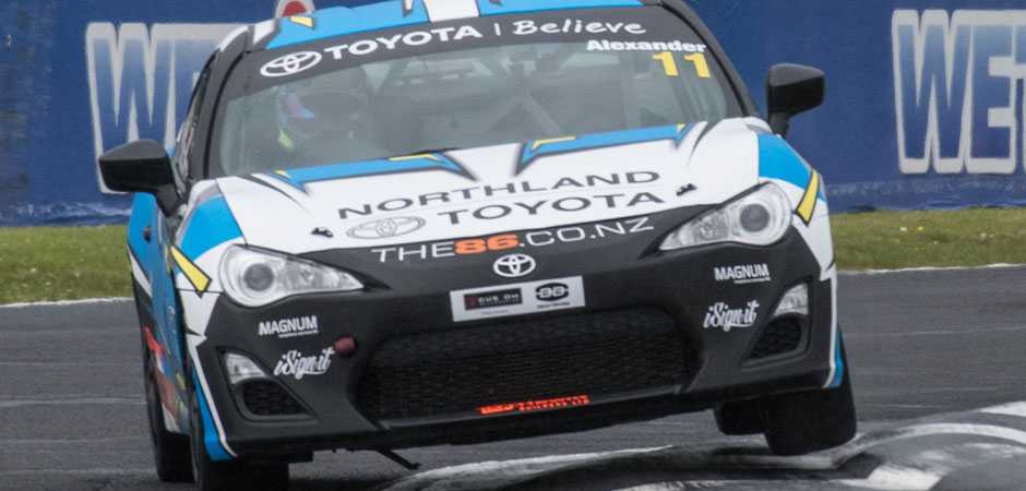 Alexander-takes-early-Toyota-86-Championship-lead-at-Pukekohe_HERO_940x450