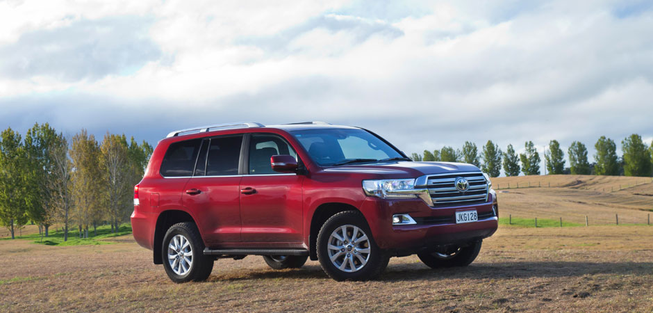 Toyota.co-hero-Image-LC-200