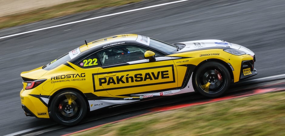 Arthur Broughan pole HD (940 x 450)