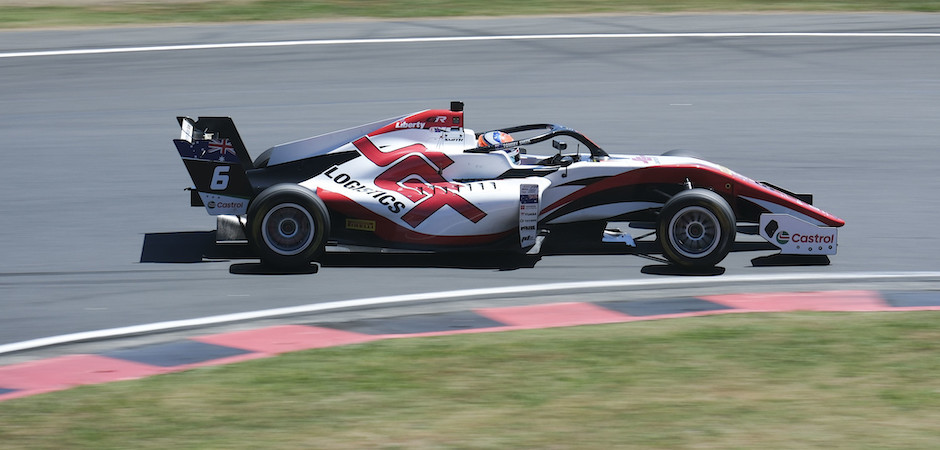 Tommy Smith 25 (940 x 450)