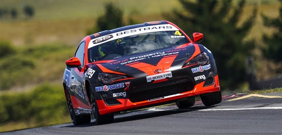 SimonEvans R3 (940 x 450)