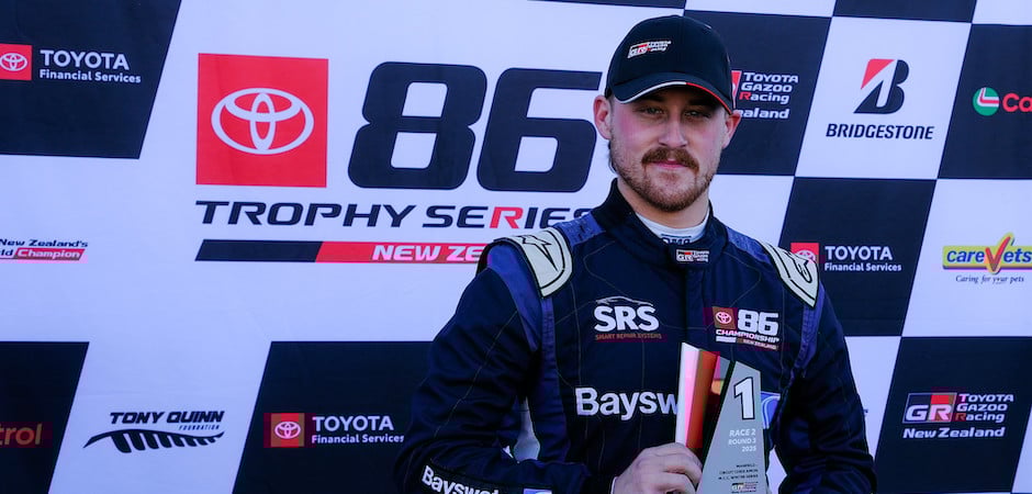 Hary 25-26 (940 x 450)