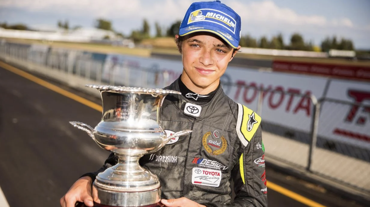 Lando 2016 (940 x 450)