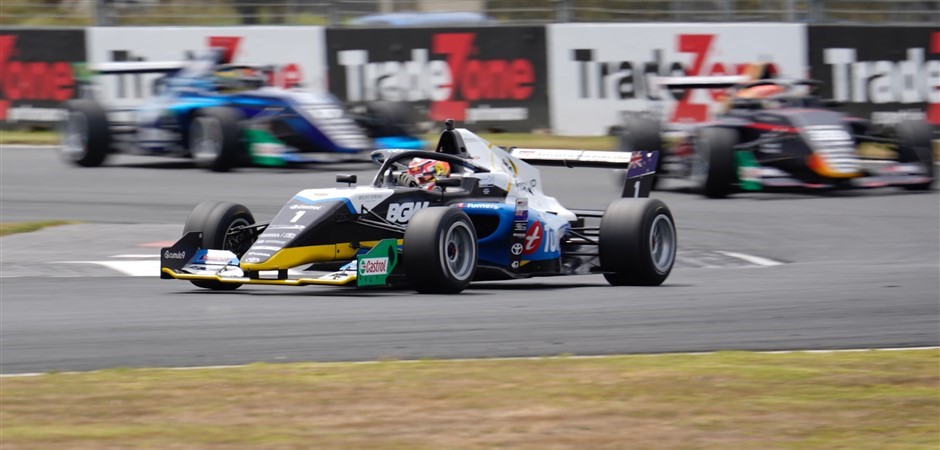 Lawson wins (940 x 450)