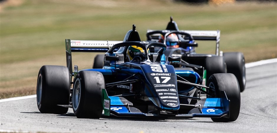 Fraga pole position (940 x 450)