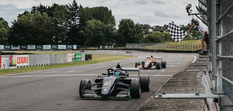 Joshn wins (940 x 450)