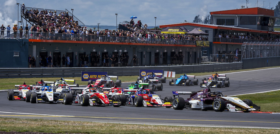 53477109340_e91e8cf69d_k