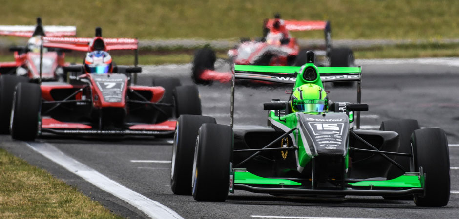 FIA-decision-on-F3-chassis-puts-winter-focus-on-Toyota-New-Zealand’s-racing-series_HERO_940x450