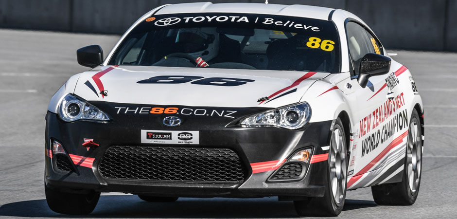 Hughes-launches-circuit-racing-career-in-Toyota-86-Championship_HERO_940X450