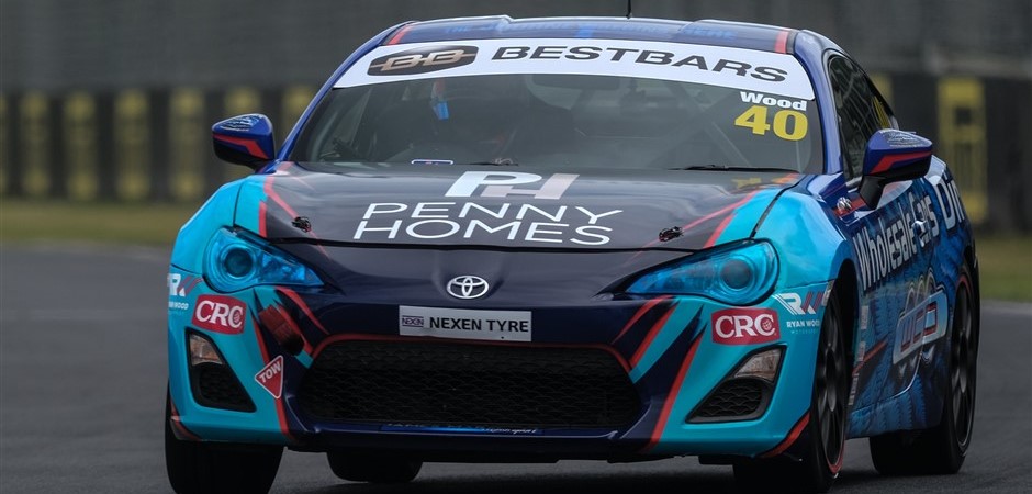 Ryan Puke round (940 x 450)